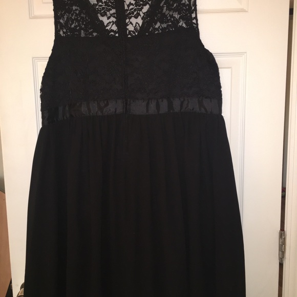 Torrid dress - Picture 3 of 5